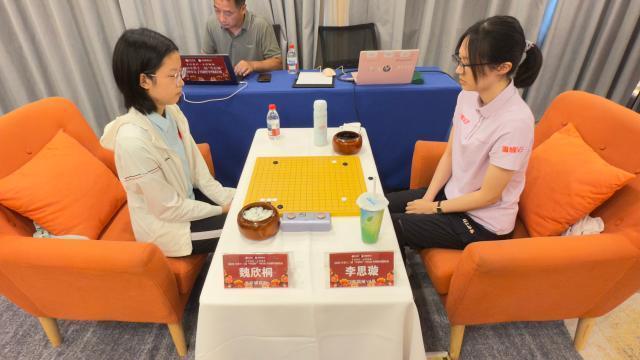 src, 上四段的尹, com